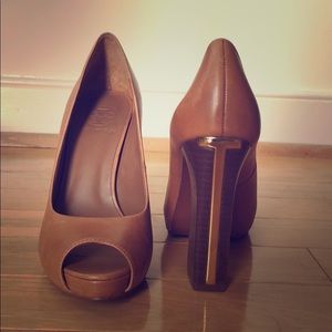 Tory Burch Cantrelle Brown Cognac Block Heel